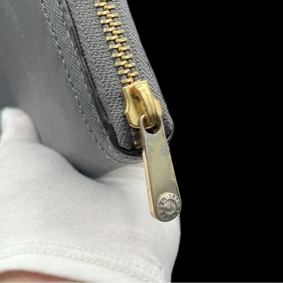 Henri Bendal Jetsetter Zip Portfolio Wallet - EUC - Picture 9 of 11